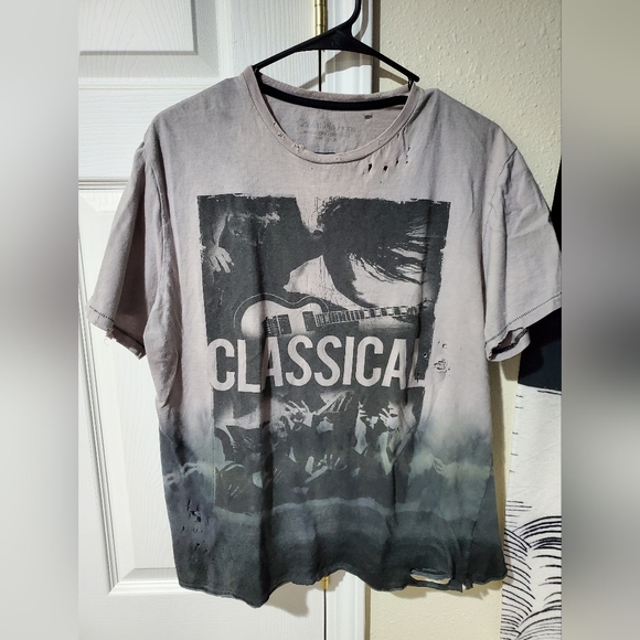 Calvin Klein Distressed Tee - Picture 1 of 5